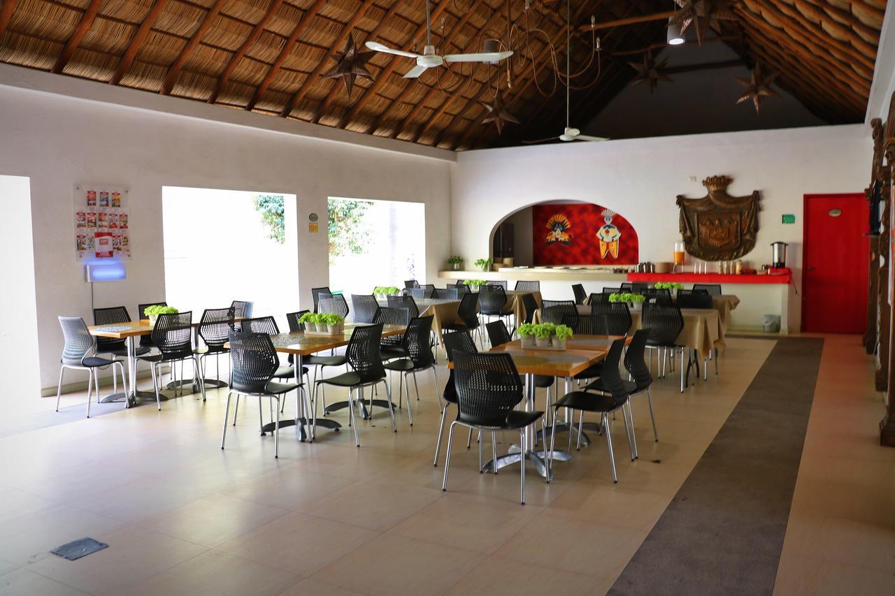 Zar Manzanillo Hotel Kültér fotó